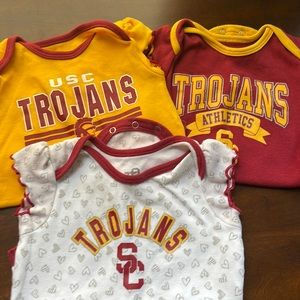 USC baby girl onsie 0/3